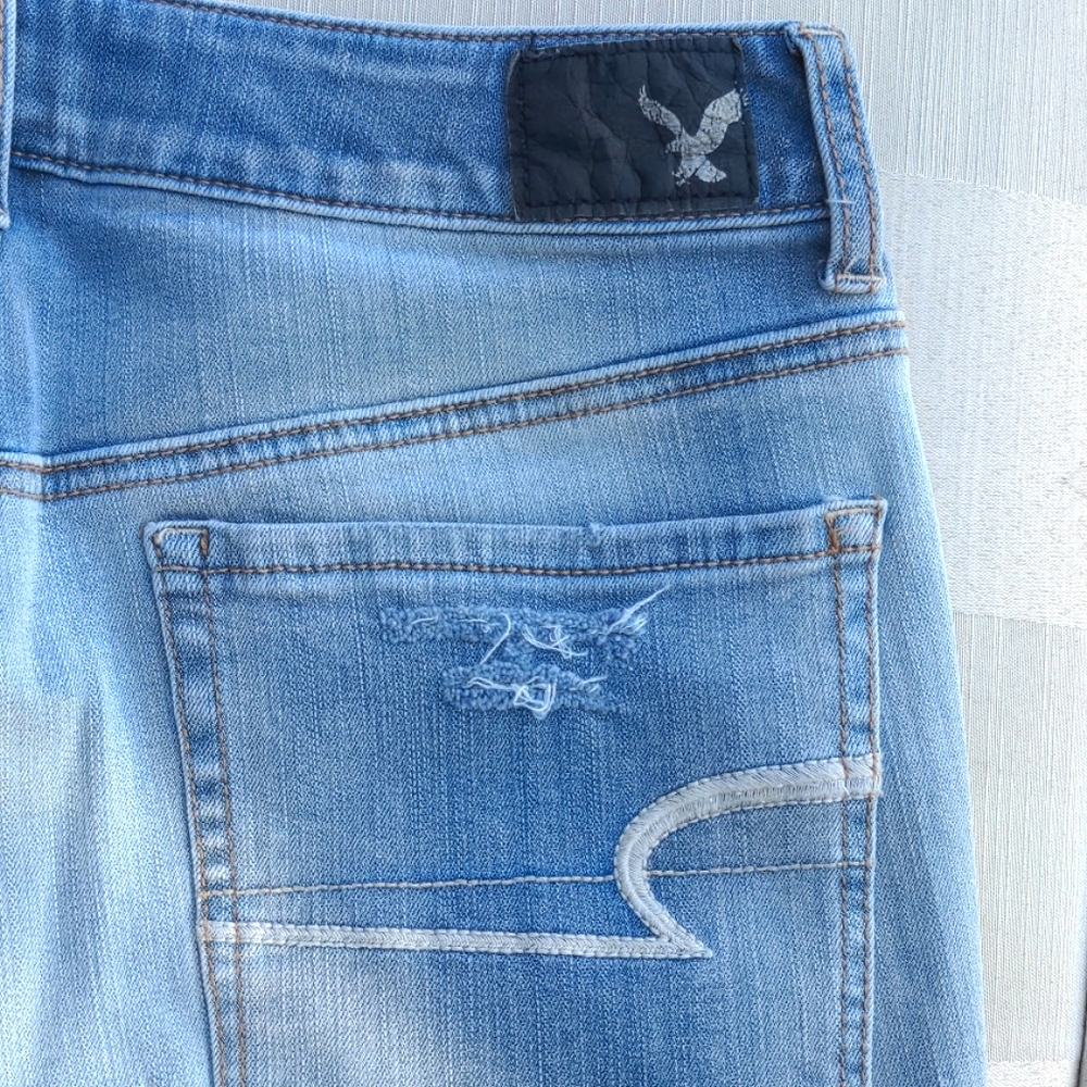 American Eagle Hi-Rise shortie - Picture 3 of 5